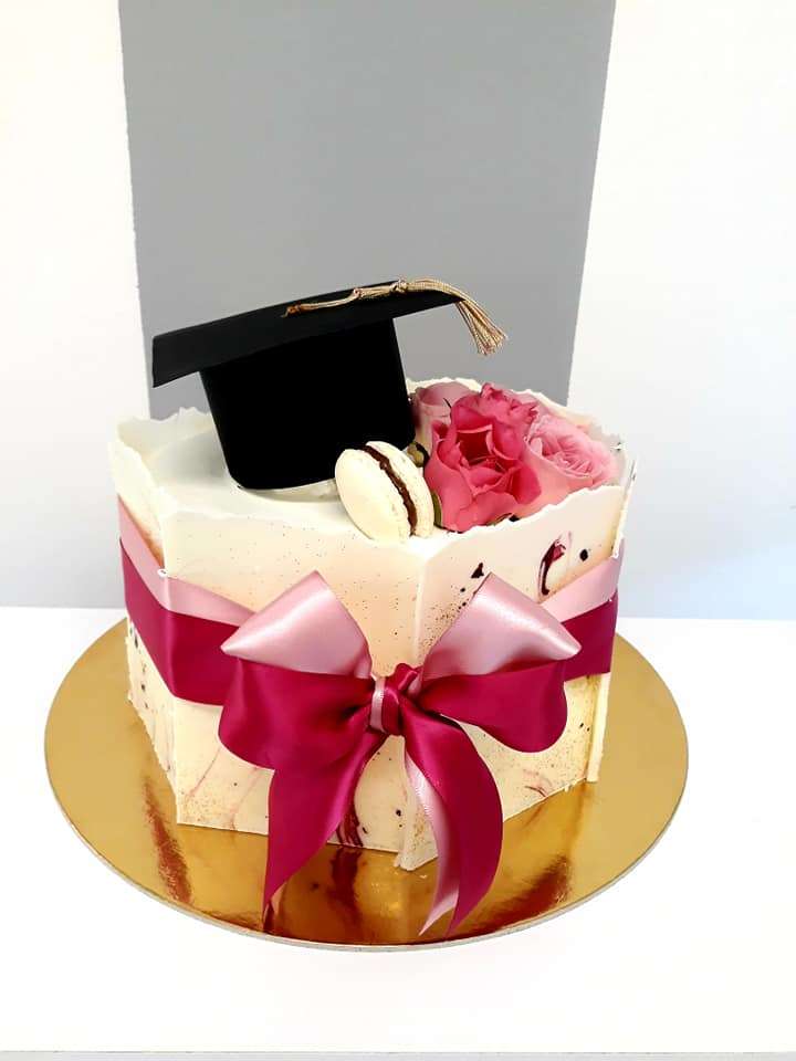 Torte s buttercreamom/obložene čokoladom slika-1