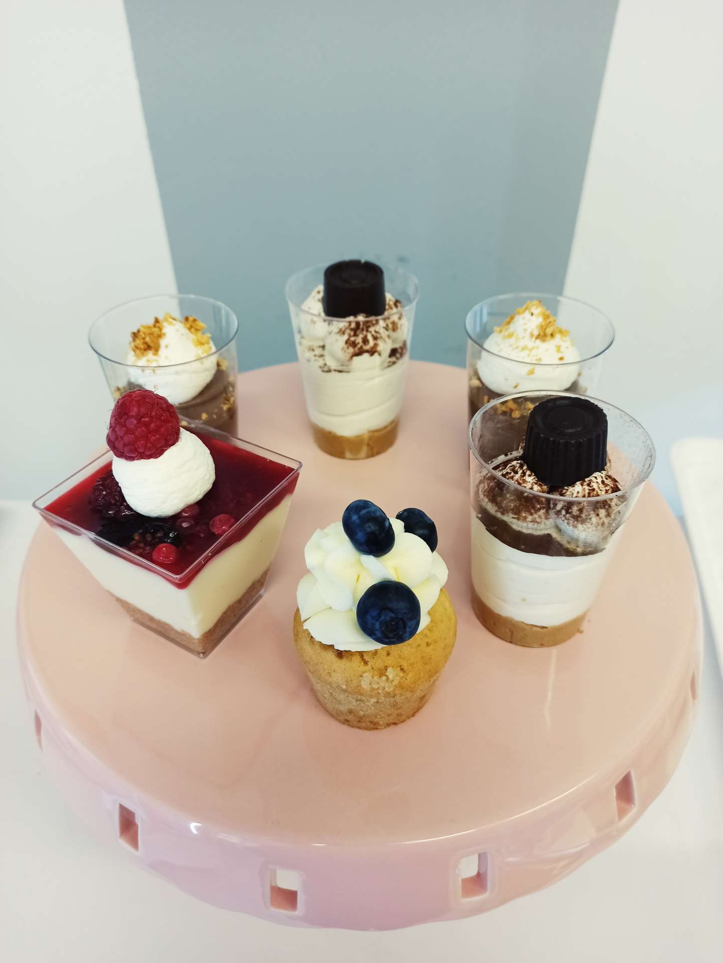 Deserti u čašicama/košaricama slika-1