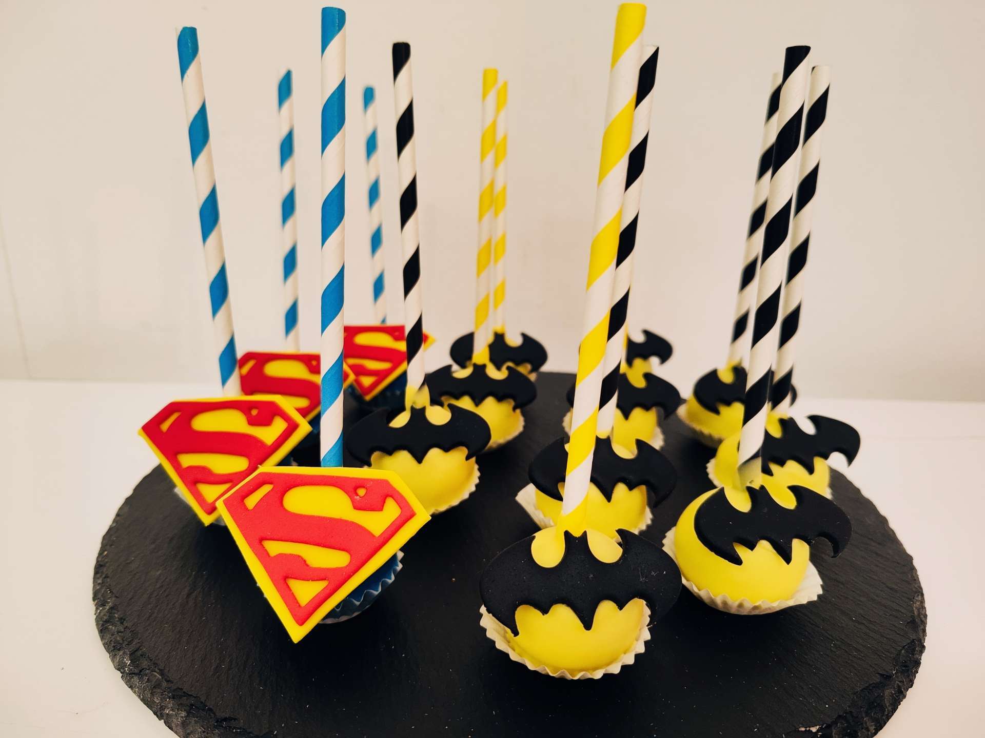 Ukrašeni cakepopsi slika-26