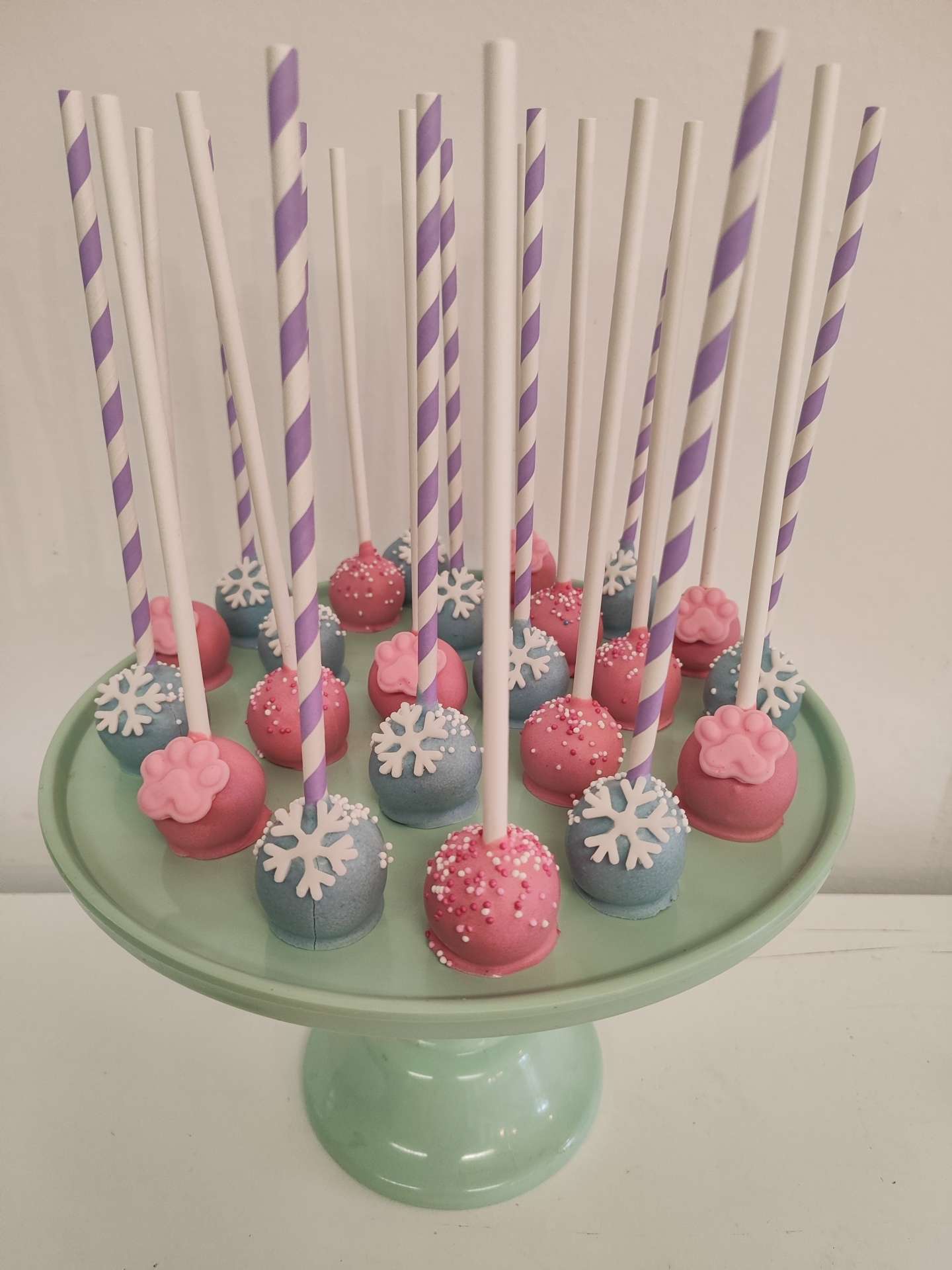 Ukrašeni cakepopsi slika-40